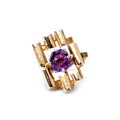 Amethyst Scroll Gold Ring c.1970s