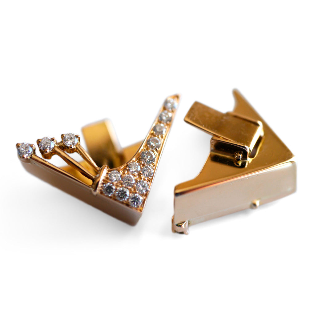 Dazzling Diamond Gold Winged Collar Tips