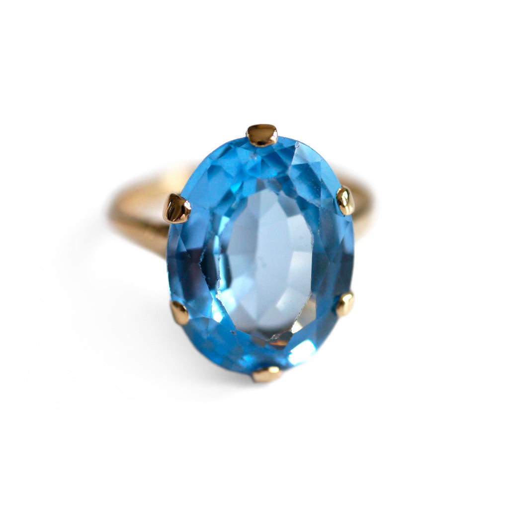 1970s Vintage Blue Topaz Cocktail Ring