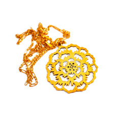 1977 Deakin & Francis Carnation Necklace