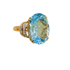 Diamond & 14.8 Carat Blue Topaz Ring 2008