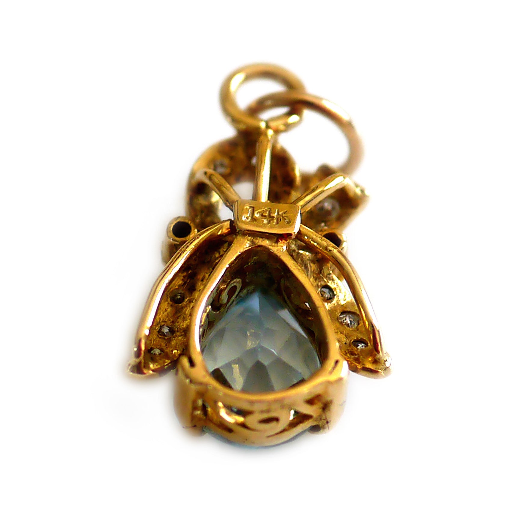 Astounding Aquamarine & Diamond Pendant