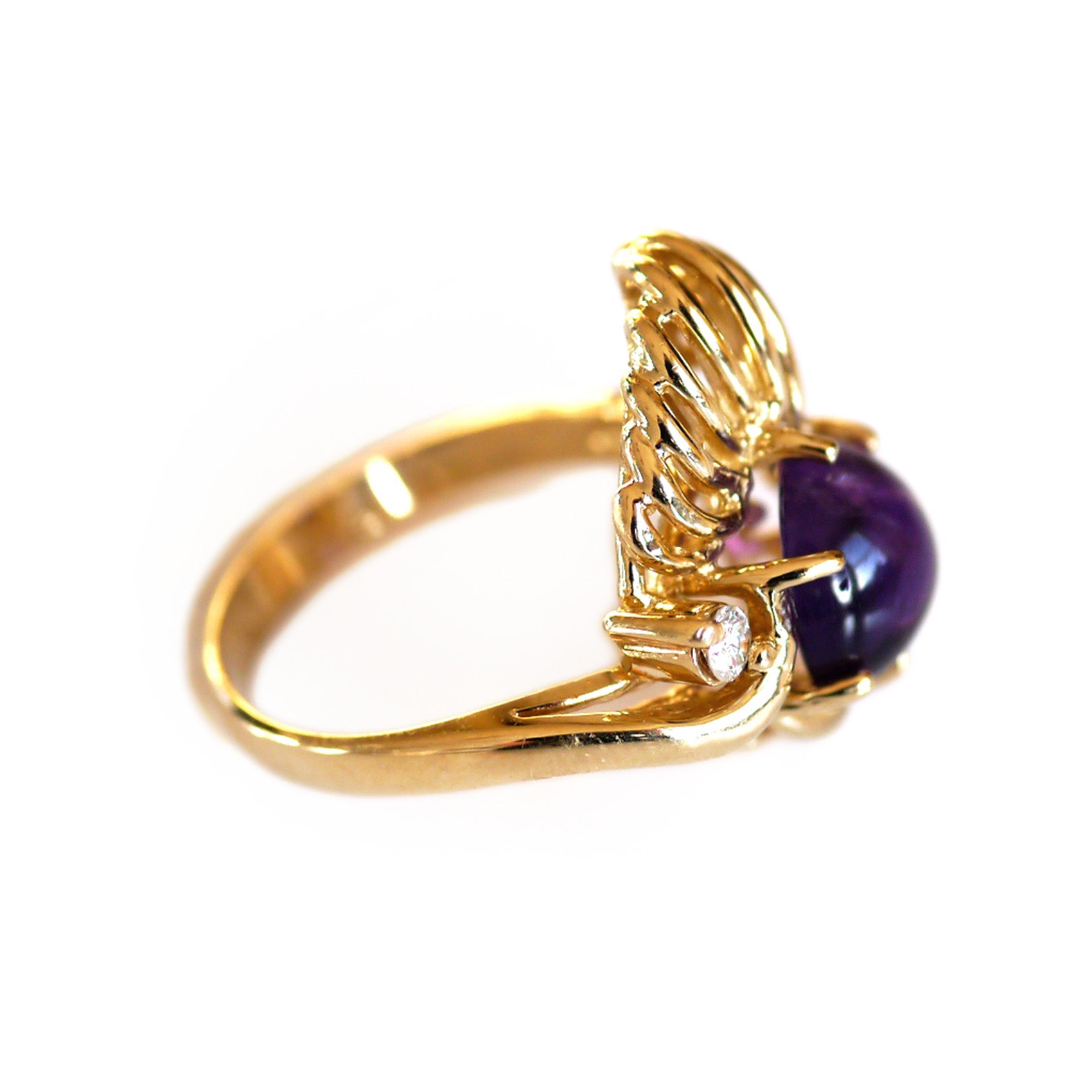 Amethyst (Cabochon) & Diamond Ring