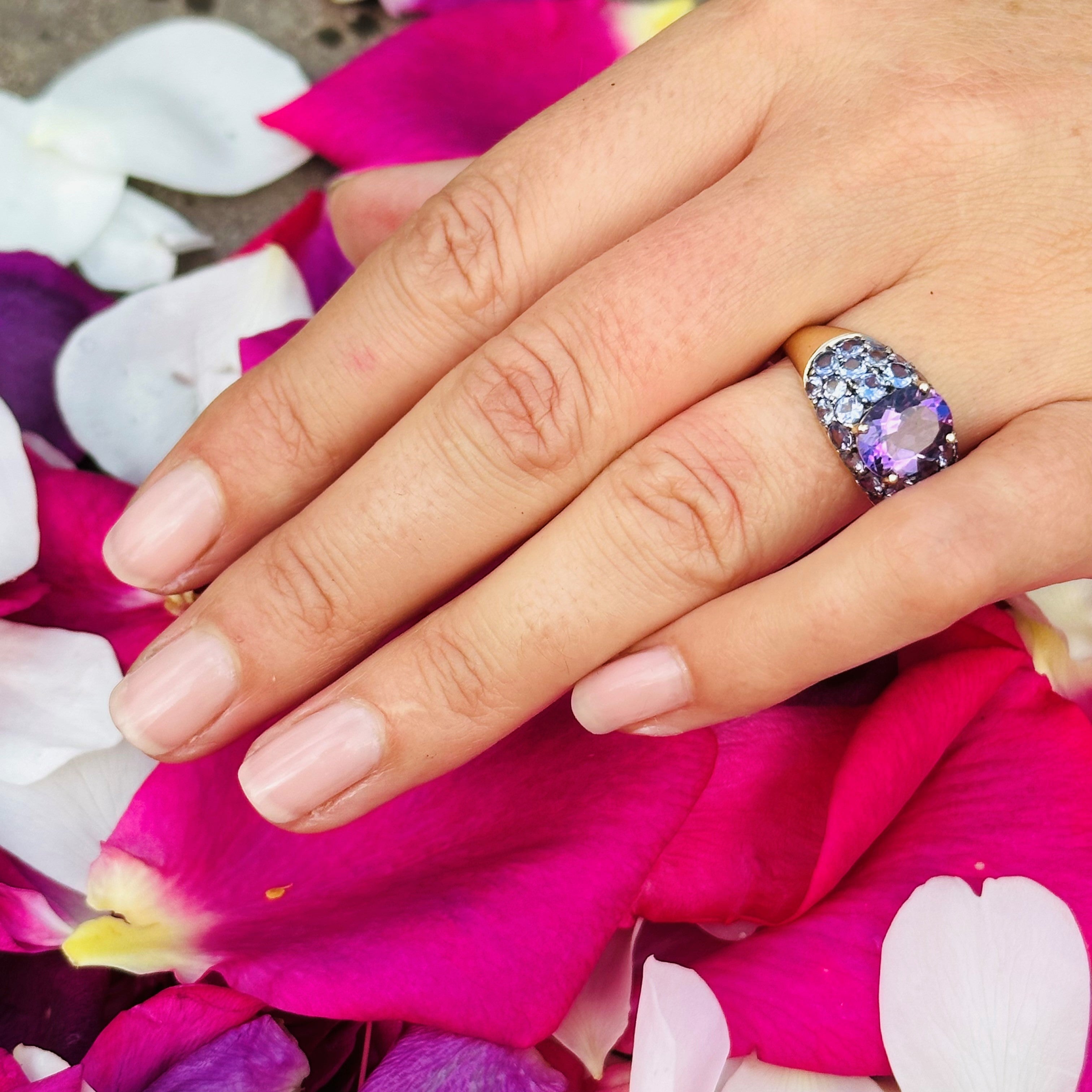 Amethyst & Tanzanite Bombé Ring 2007