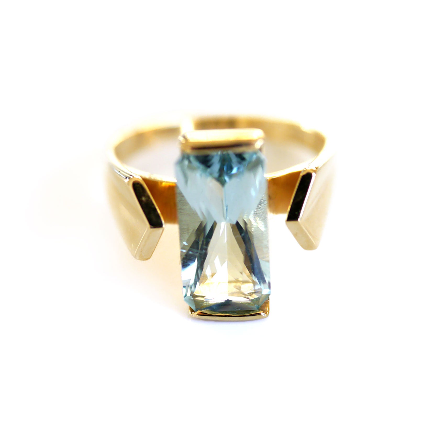 Astounding Aquamarine 1970s Sputnik Ring