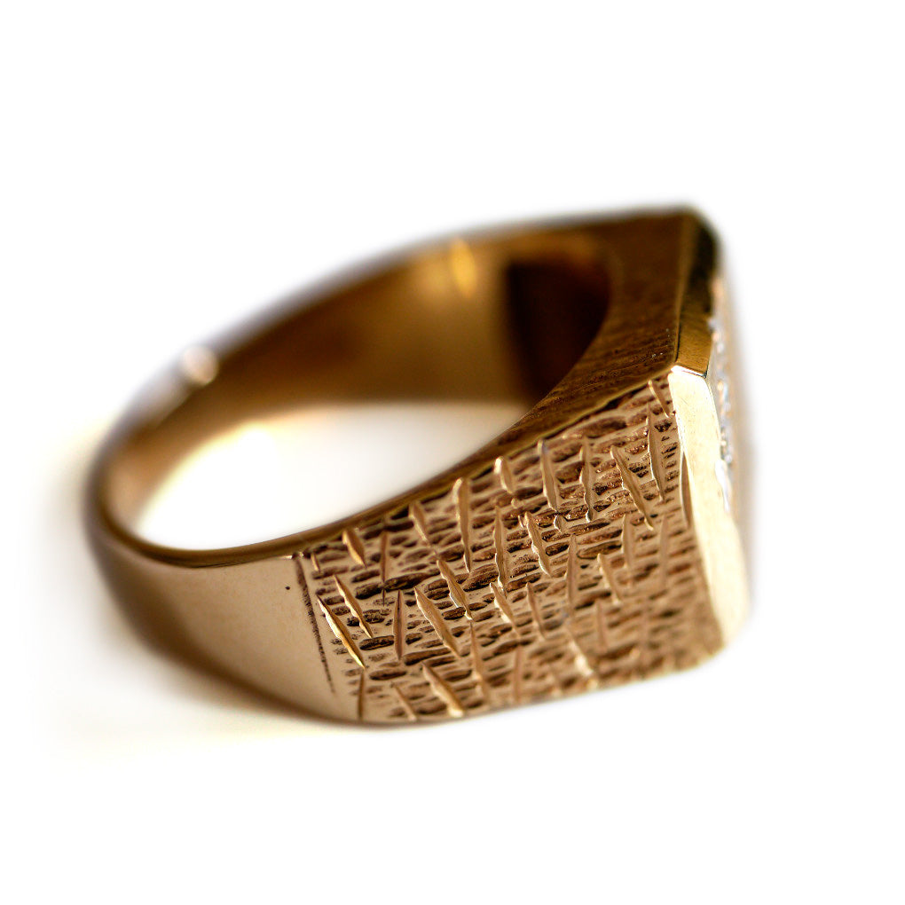 Dazzling Diamond Barked Gold Signet Ring