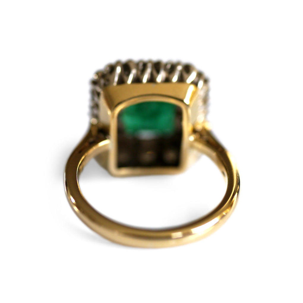 Enormous Emerald and Diamond Cocktail / Engagement Vintage Ring
