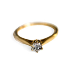 Diamond Solitaire Star Set Ring