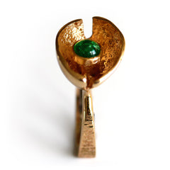 Eye Shaped Vintage Emerald Cocktail Ring 1970s