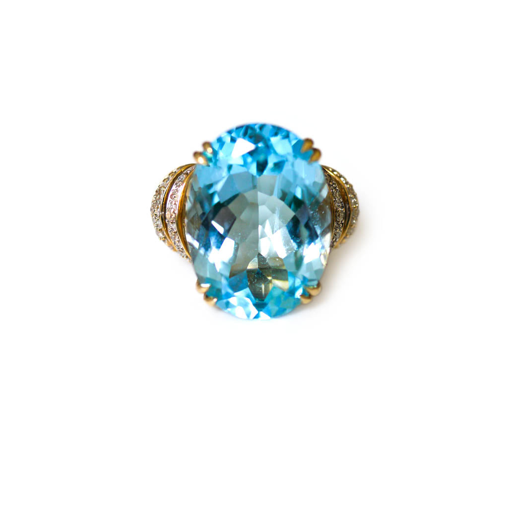 Diamond & 14.8 Carat Blue Topaz Ring 2008