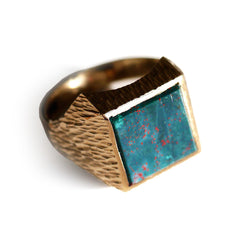 Swaggering Seventies Bloodstone & Barked Gold Ring