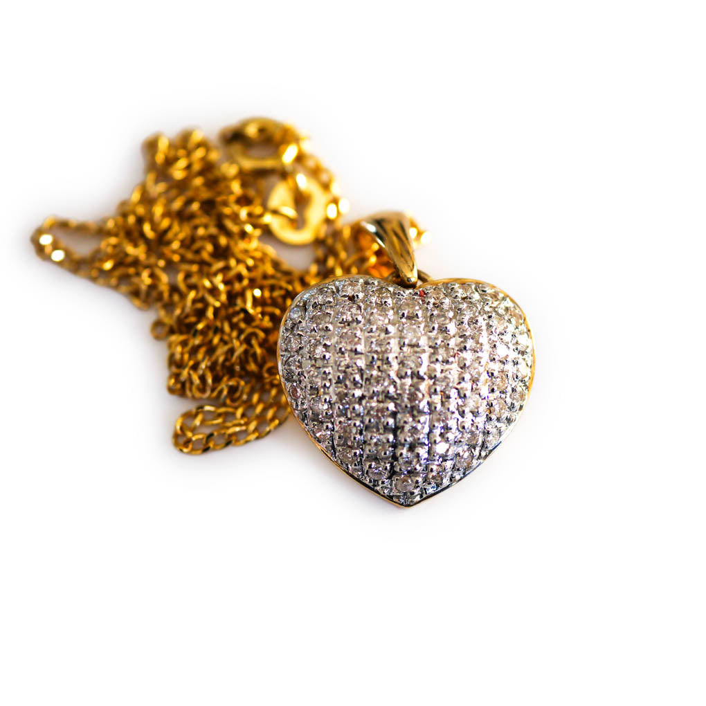 Dazzling Diamond Decolletage Heart Necklace