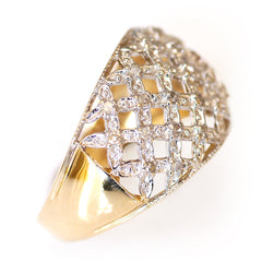 Dazzling Diamond Latticed Gold Ring