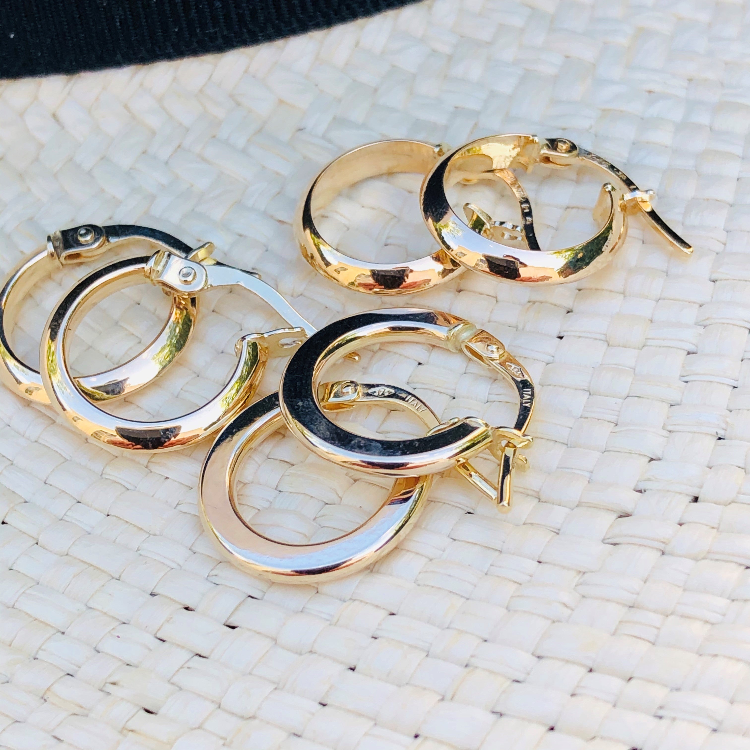 Vintage Gold Small Ridged Hoops