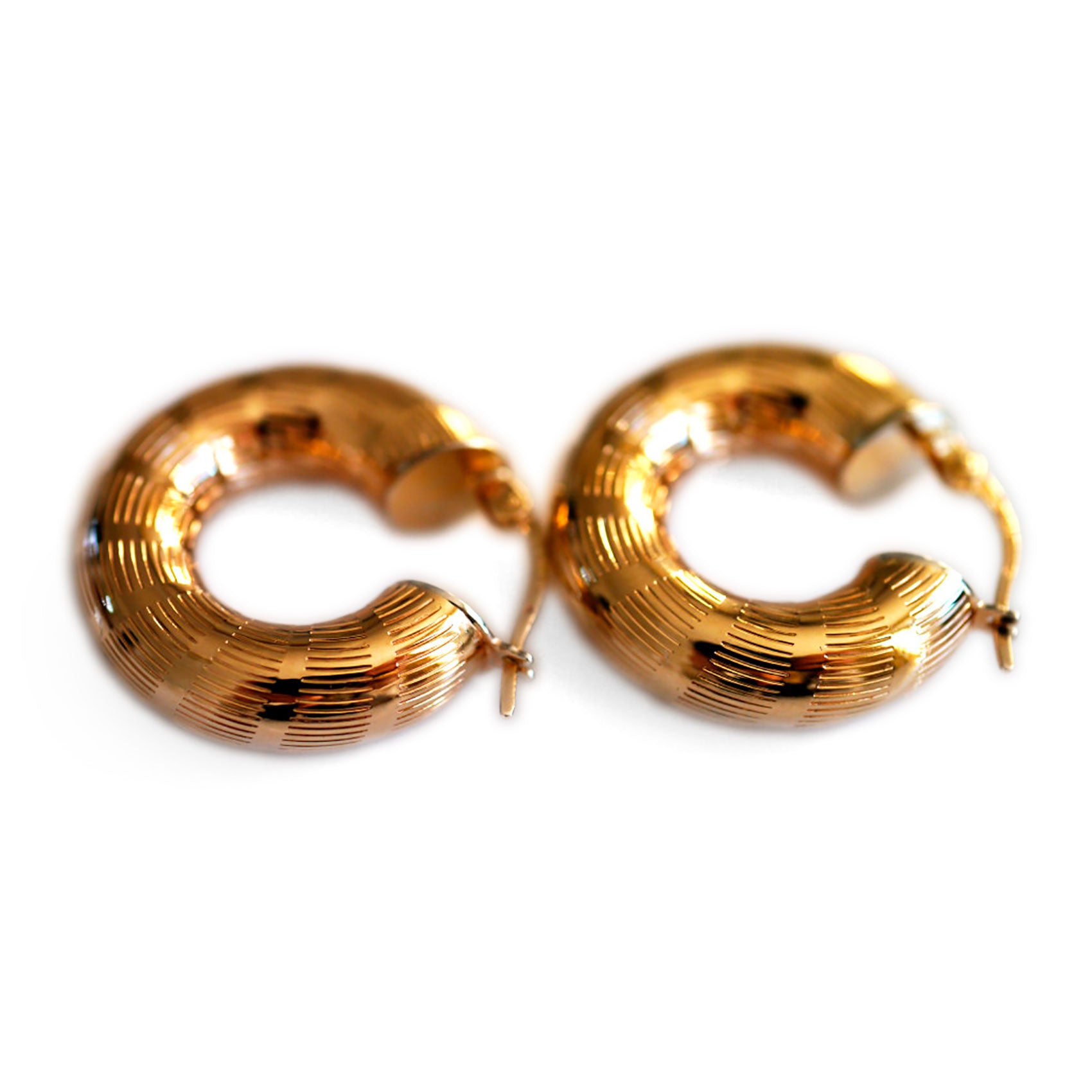 Vintage Medium Barked Gold Hoop Earrings