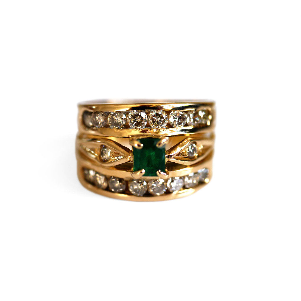 Dazzling Diamond & Emerald Ring